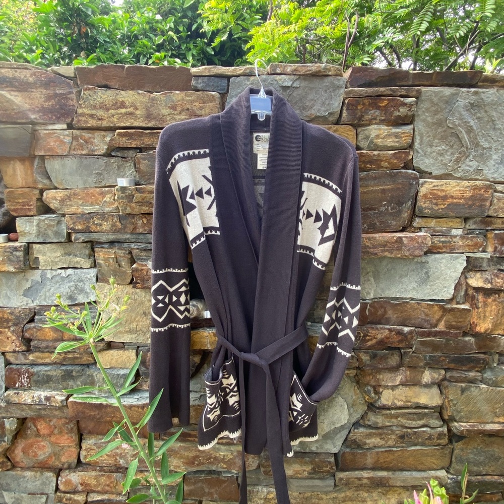 Billabong Sweater Size Small